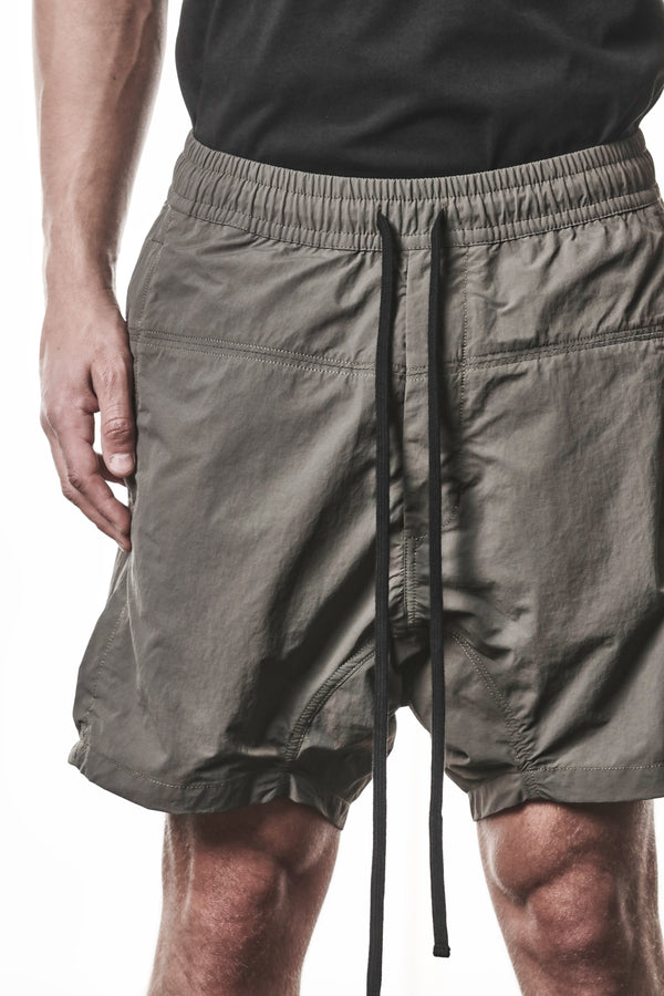 SHORTS M P 42 OLIV EARTH