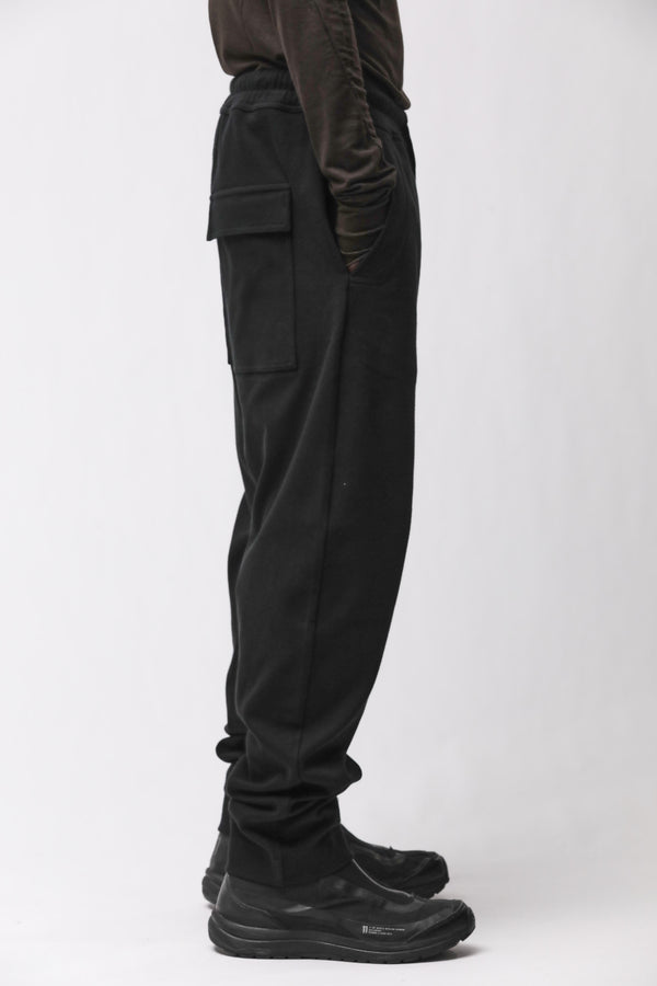 M ST 526 BLACK