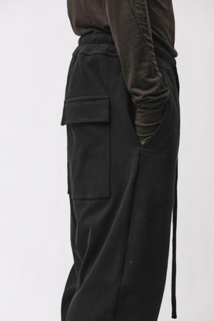 M ST 526 BLACK