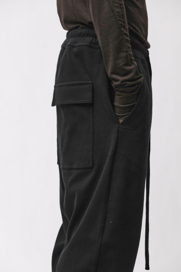 M ST 526 BLACK