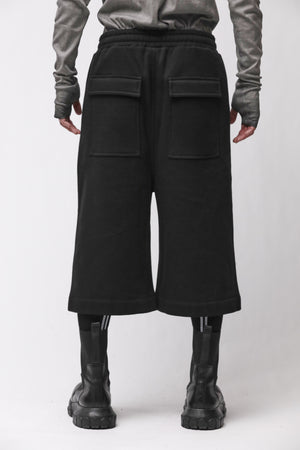 M ST 528 BLACK