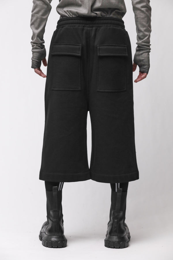 M ST 528 BLACK