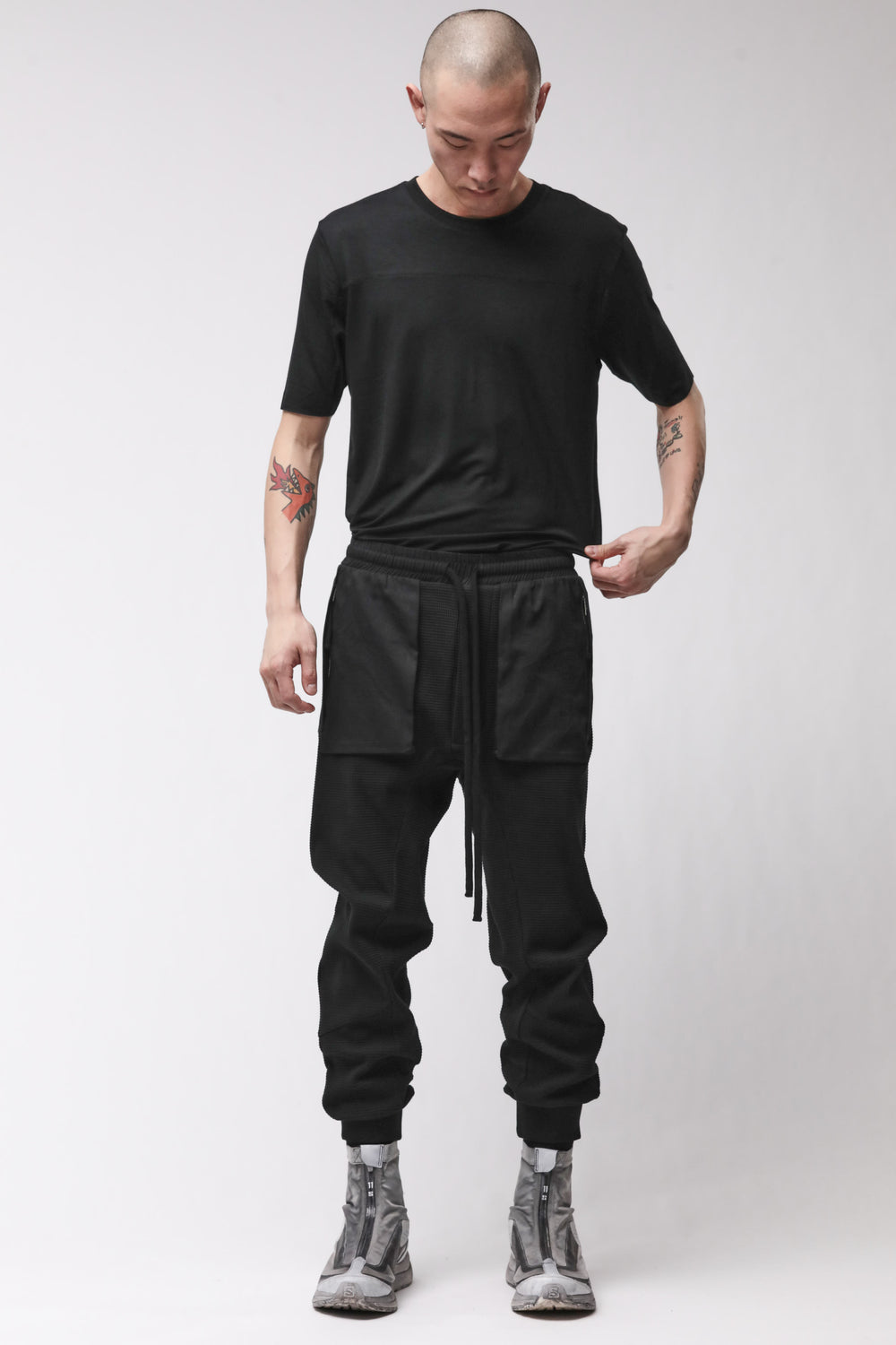 M ST 537 BLACK