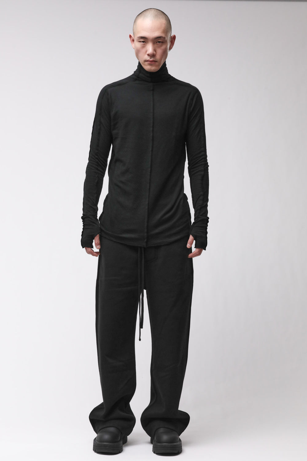 M TS 963 BLACK