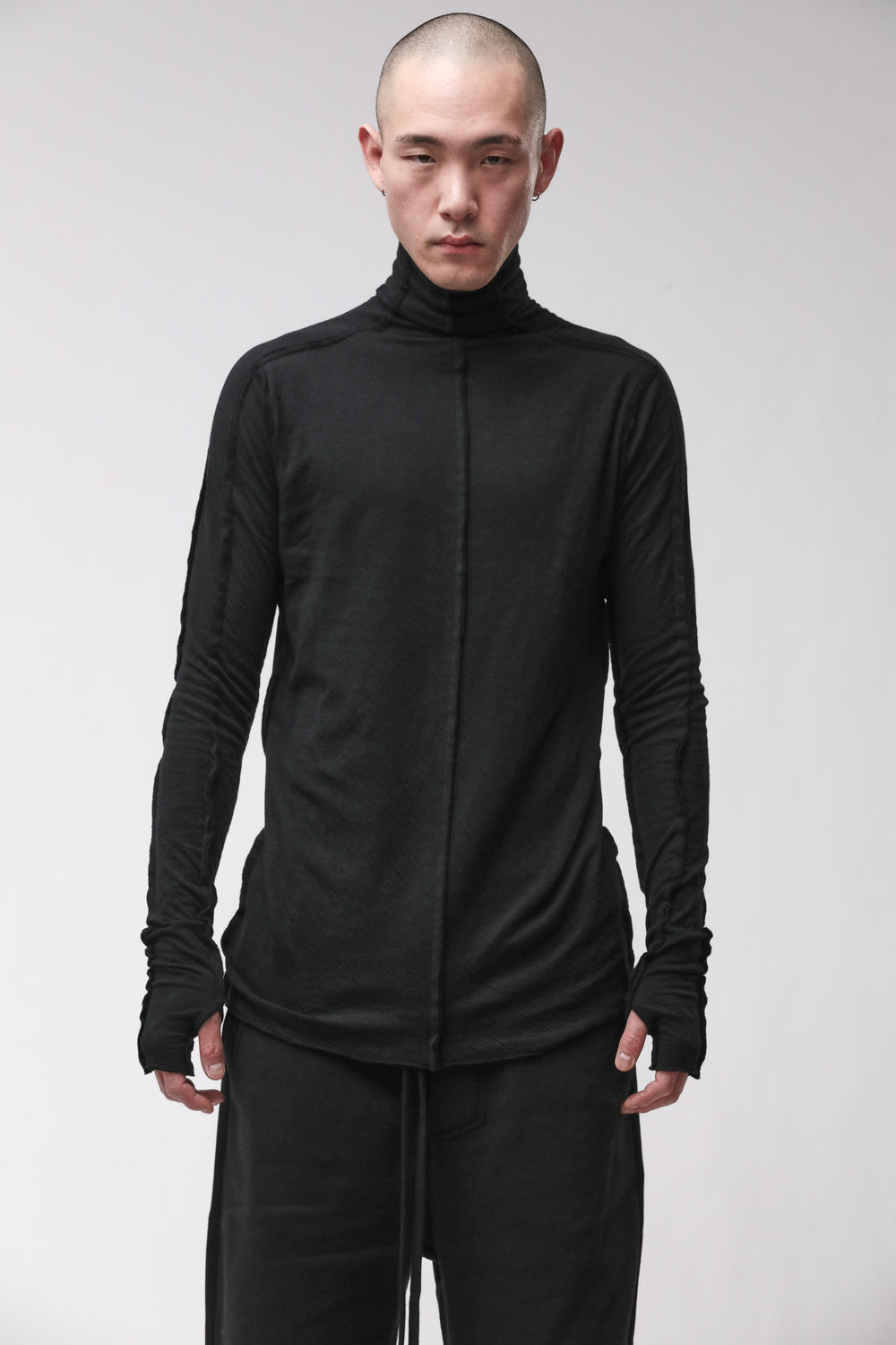 M TS 963 BLACK