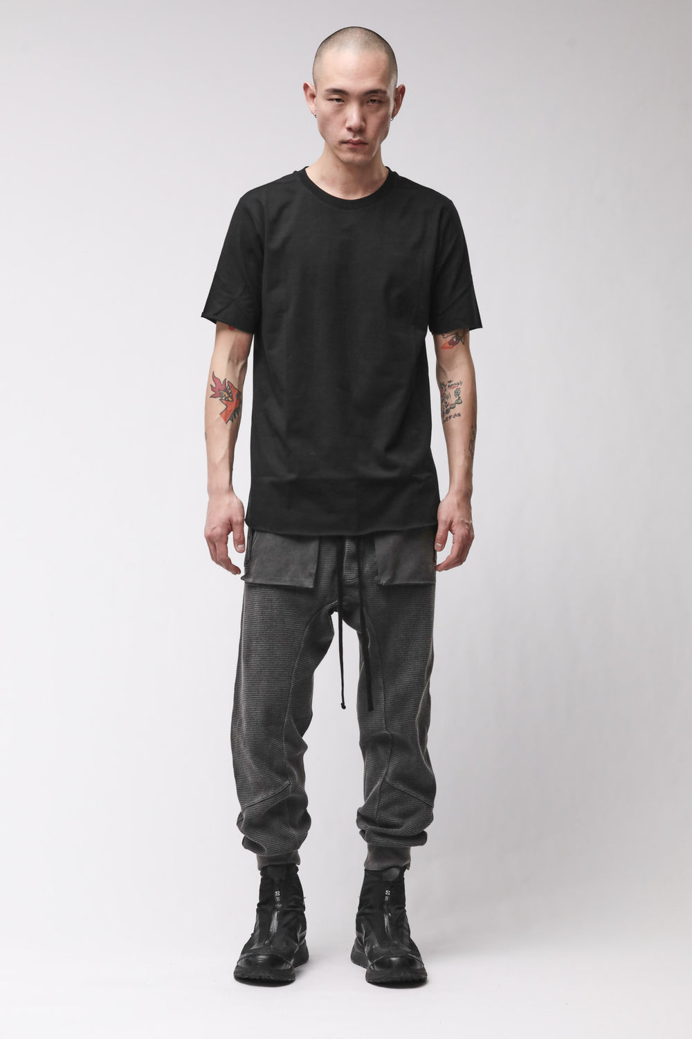 M TS 977 BLACK