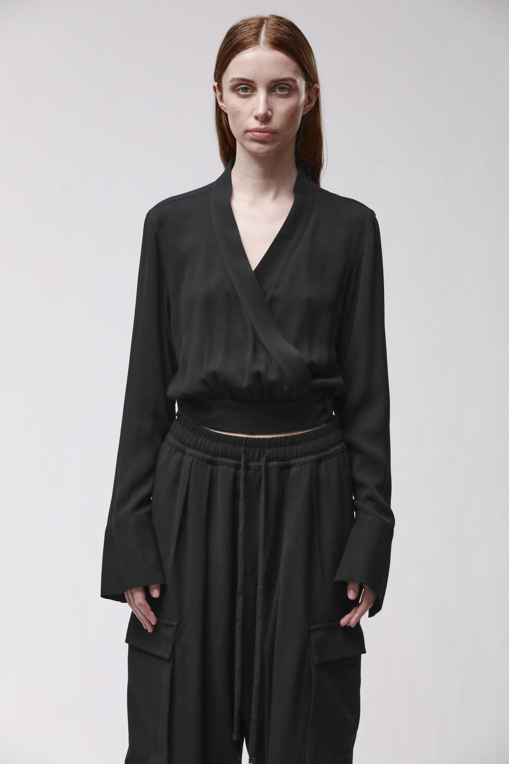 SHIRT W H 26 BLACK
