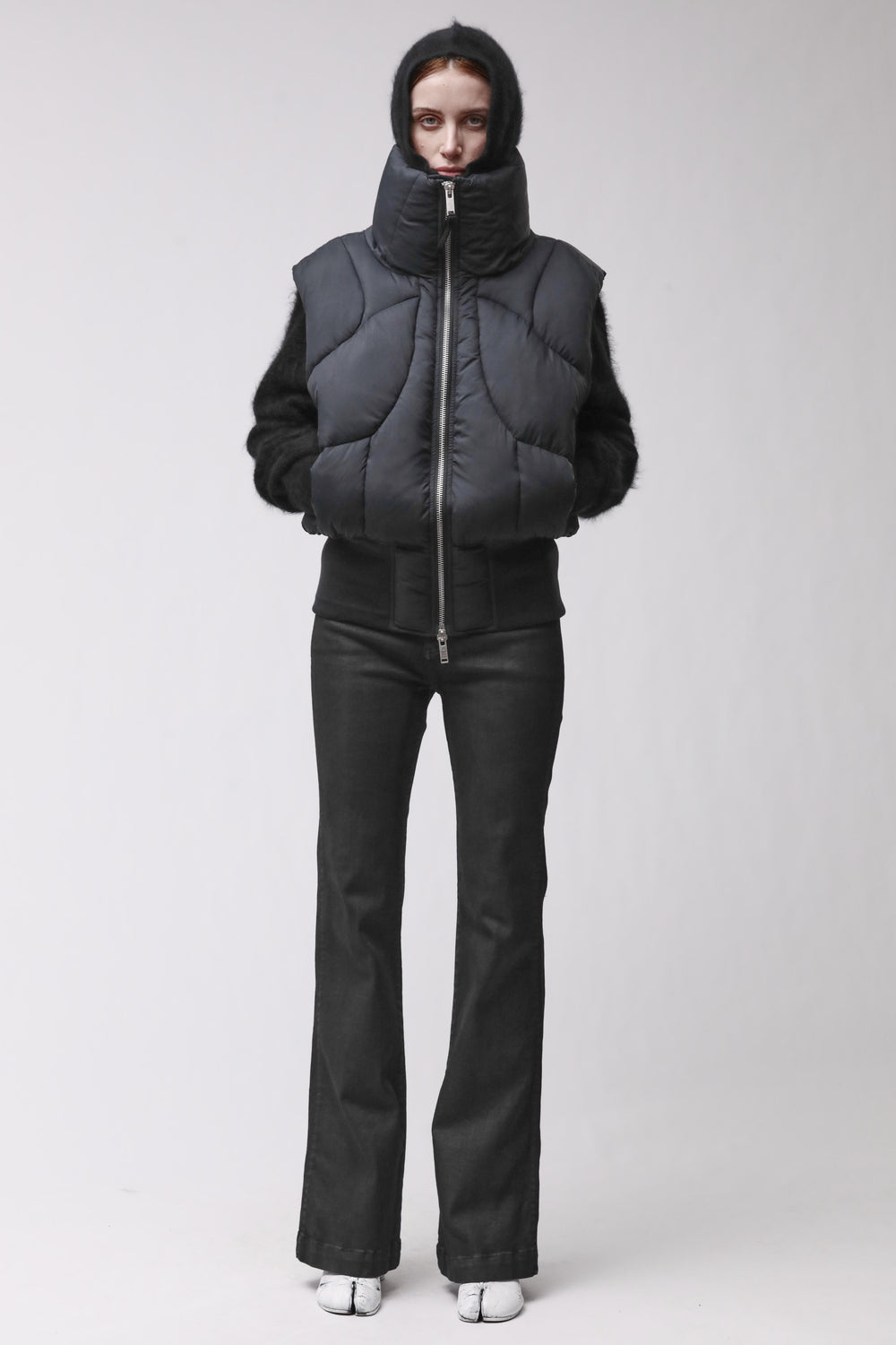 VEST W J 225 BLACK