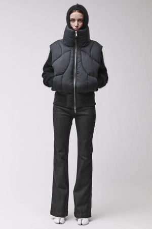 VEST W J 225 BLACK