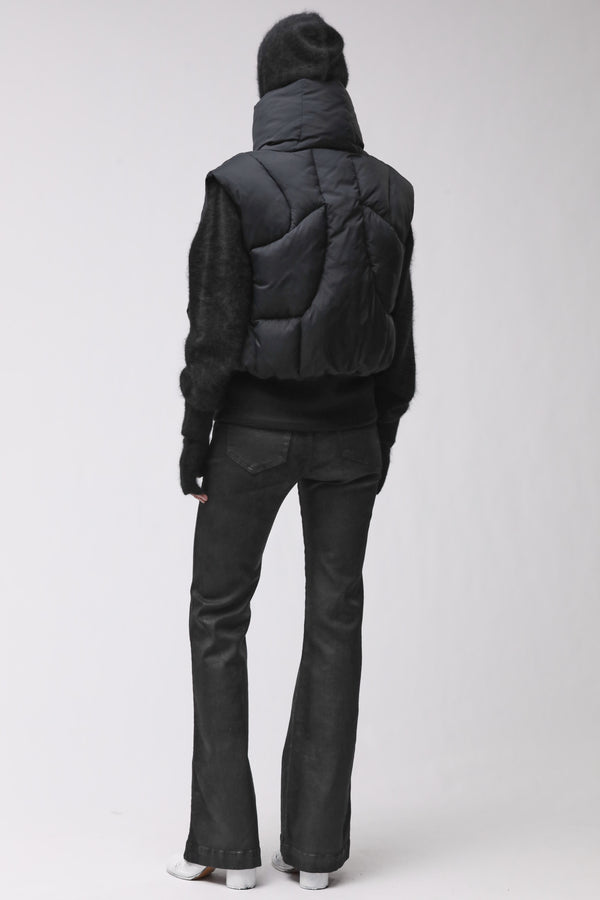 VEST W J 225 BLACK