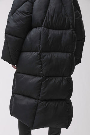 COAT W J 227 BLACK