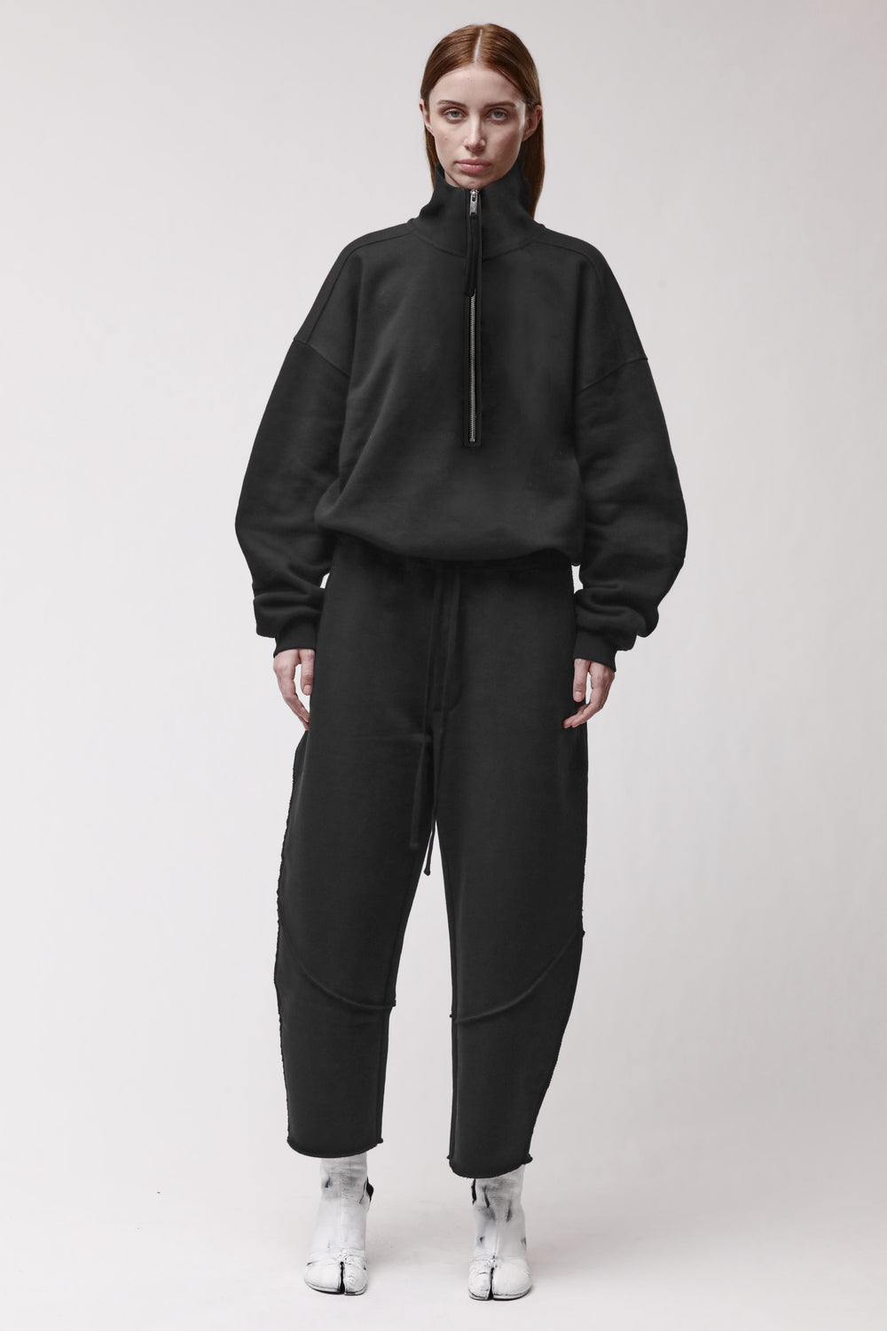 SWEATER W S 498 BLACK