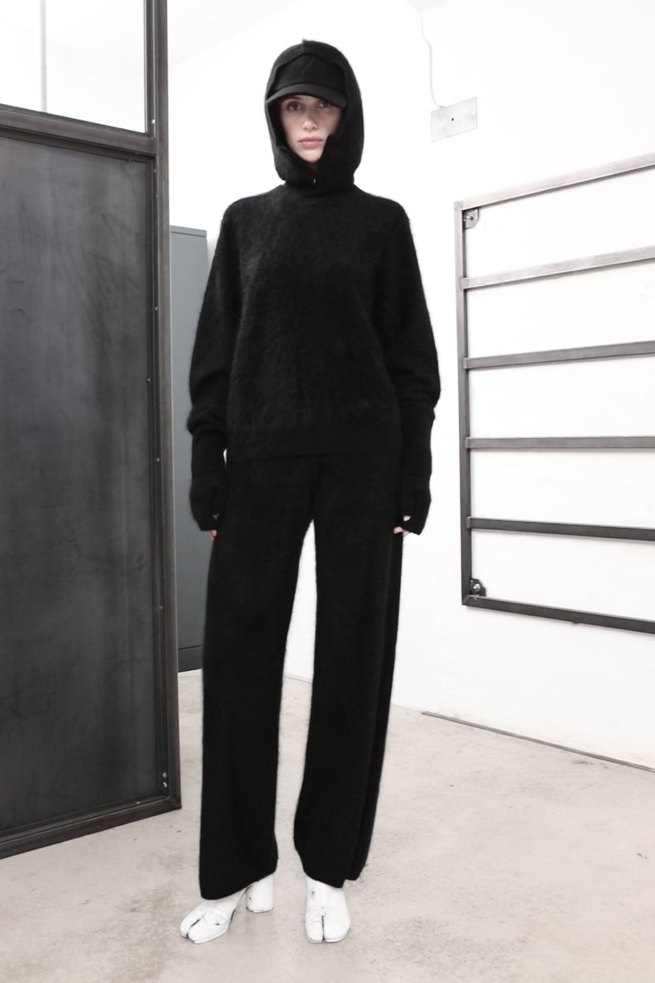 PANTS W KP 1 BLACK